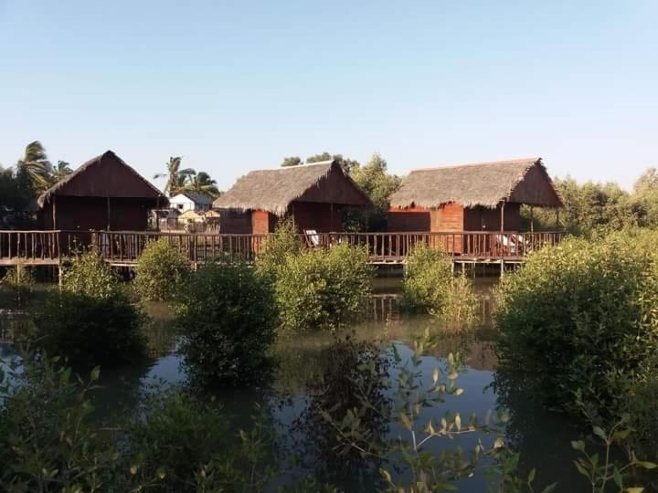La Capannina Chez Lea Hotel Morondava Eksteriør billede